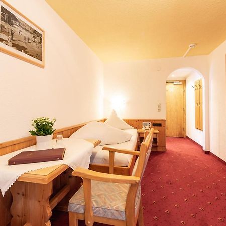 Hotel Garni Tyola Ischgl Dış mekan fotoğraf